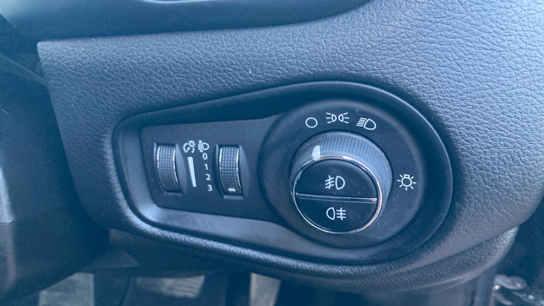 Jeep Renegade 1.3 T4 GSE Limited 5dr DDCT Petrol Hatchback